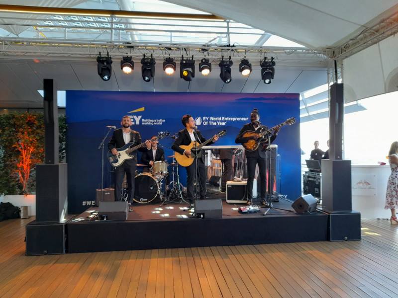 Groupe acoustique, groupe musical, quartet, cover, groupe musical nice, groupe musique Monaco, musiciens Monaco